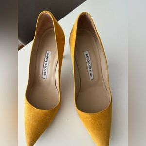 Manolo Blahnik Mustard Yellow Heels